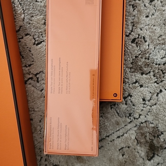 Apple Hermes Series 8 Watch - Picture 4 of 6
